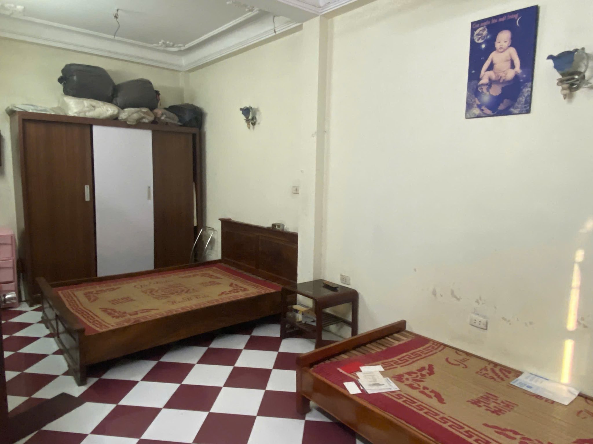 Cho thuê nhà Trương Định ngõ ô tô, 4 tầng, 30m2, 2pn, 9 triệu