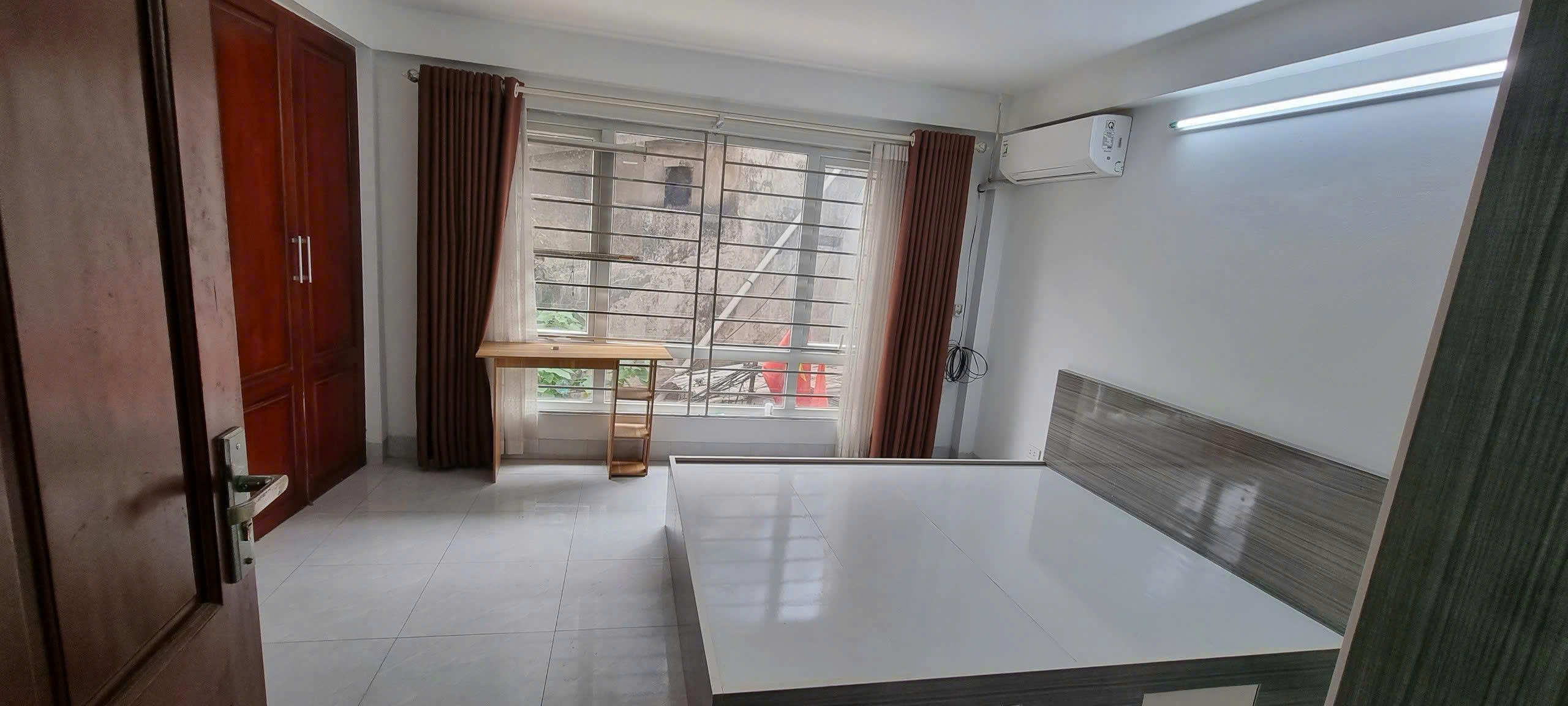 Cho thuê nhà Nguyên căn ngõ 790 Trương Định, 30m2 x 5 tầng 3 PNkk.4wc, 13 Triệu