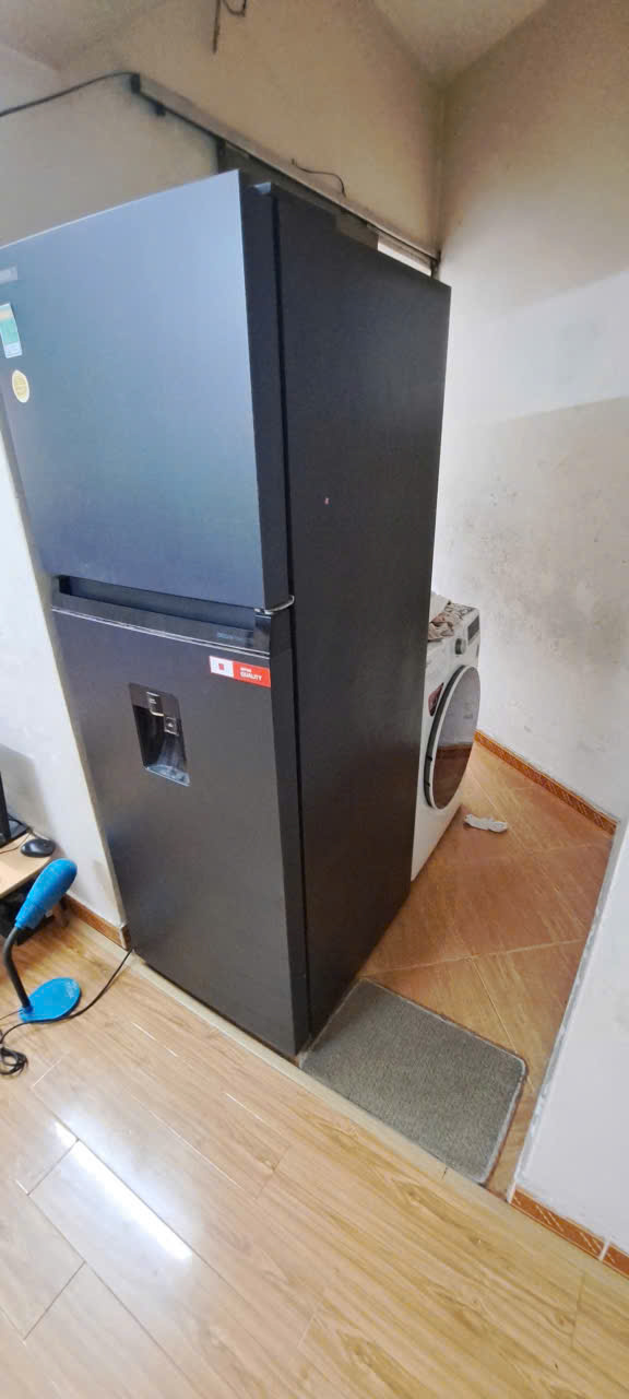 Cho thuê căn hộ tập thể tầng 3 Quỳnh Mai, 50m ở tầng 3, 2 ngủ, 7tr5 /tháng ctl
