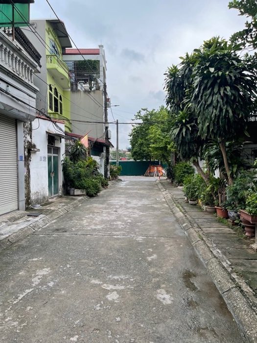 ĐỨC GIANG,LONG BIÊN 19tỷ 120m MẶT TIỀN 5.5m MẶT NGÕ Ô DỪNG ĐỖ,VỈA HÈ RỘNG