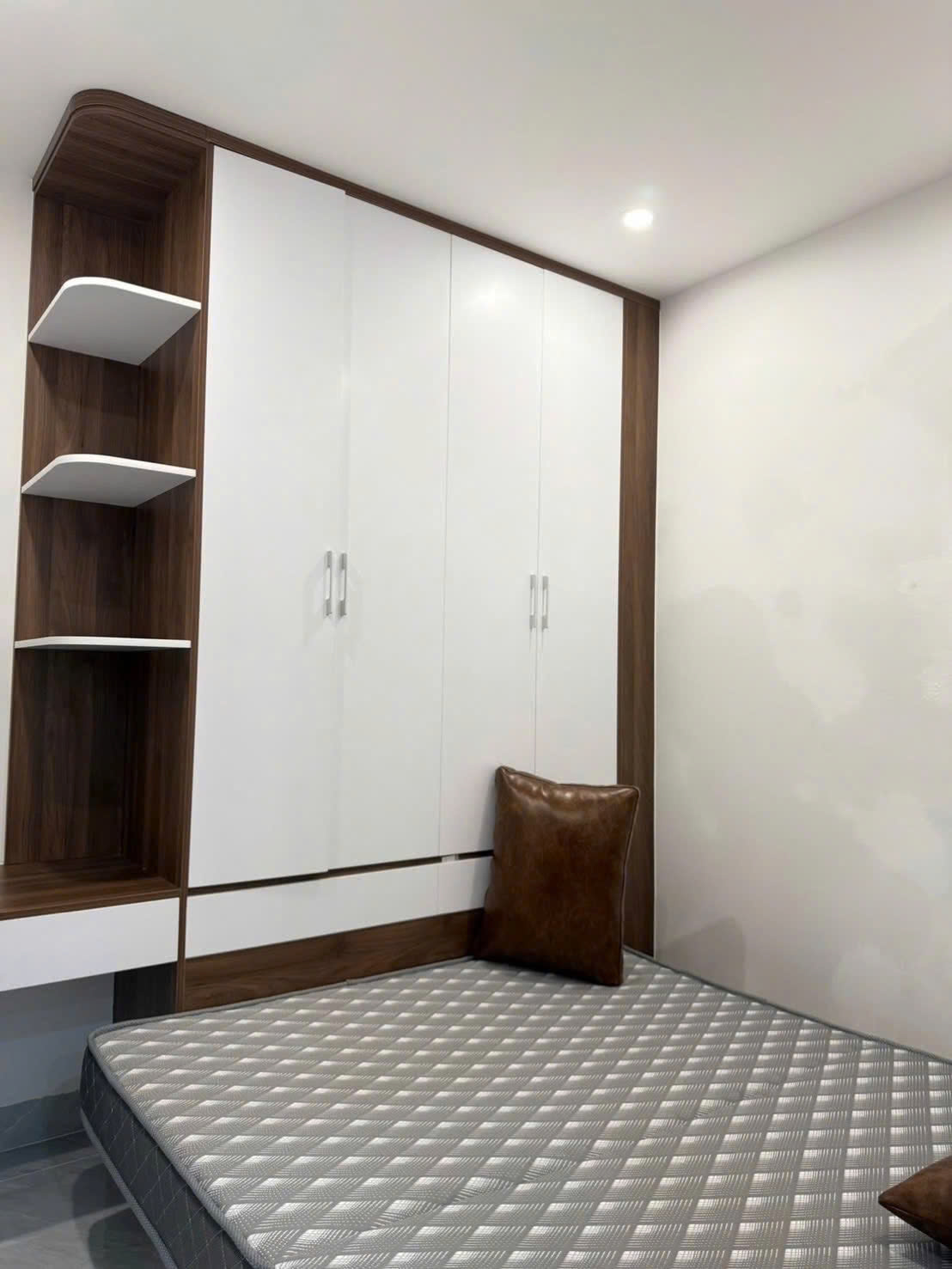BÁN TÒA APARTMENT PHỐ PHAN KẾ BÍNH, BA ĐÌNH – 120M x 10T – DÒNG TIỀN 200TR/TH – GIÁ 48 TỶ