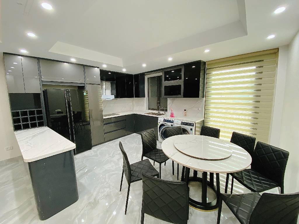 (Tin thật 100%) Bán nhà đẹp 73m2 x 9 tầng tại hồ Linh Quang – Đường ô tô tránh – Nội thất tiền tỷ