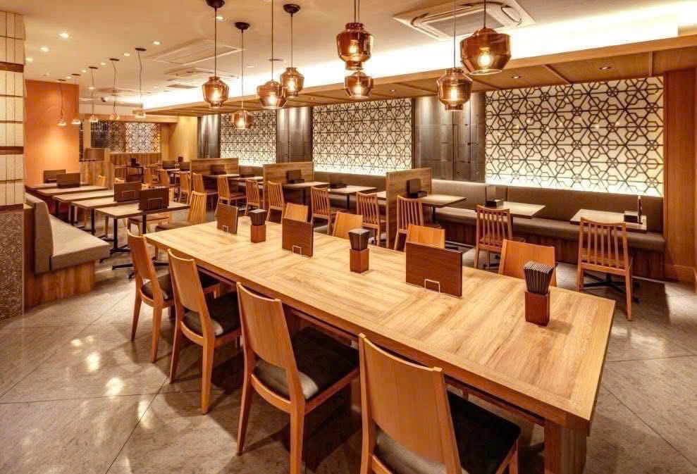 BÁN NHÀ MẶT PHỐ TRUNG HÒA, CẦU GIẤY – 132M x 6T THANG MÁY – VỈA HÈ Ô TÔ TRÁNH – KINH DOANH