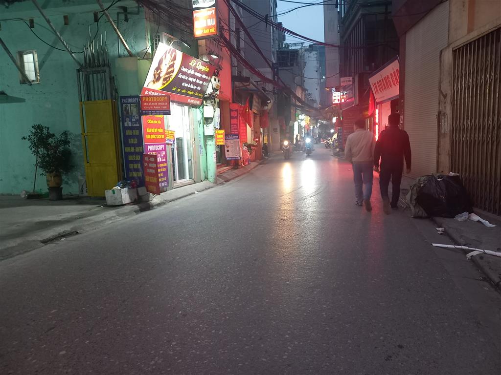 Kim Giang 98m 7 tầng thang máy, gara ô tô, kinh doanh sầm uất, ô tô tránh