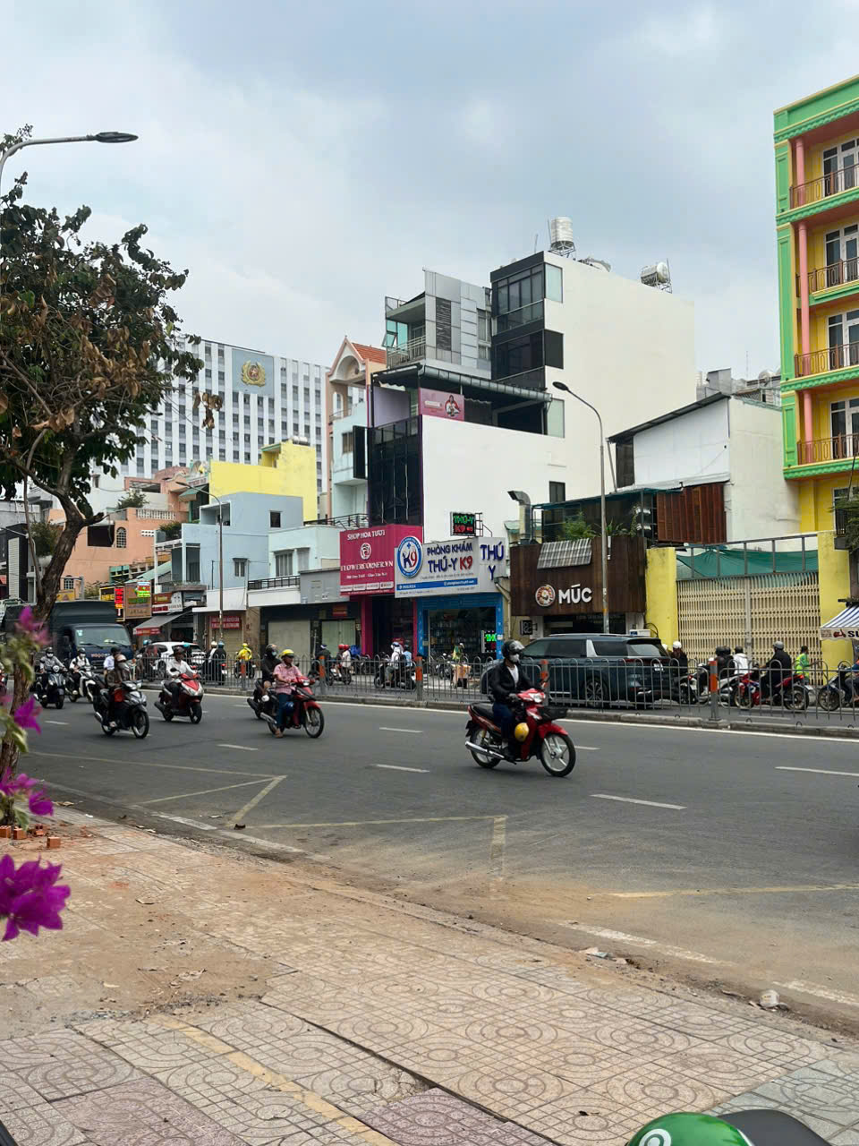 Bán Nhà Mặt Tiền 165 Nguyễn Văn Thủ, phường Đa kao, quận 1