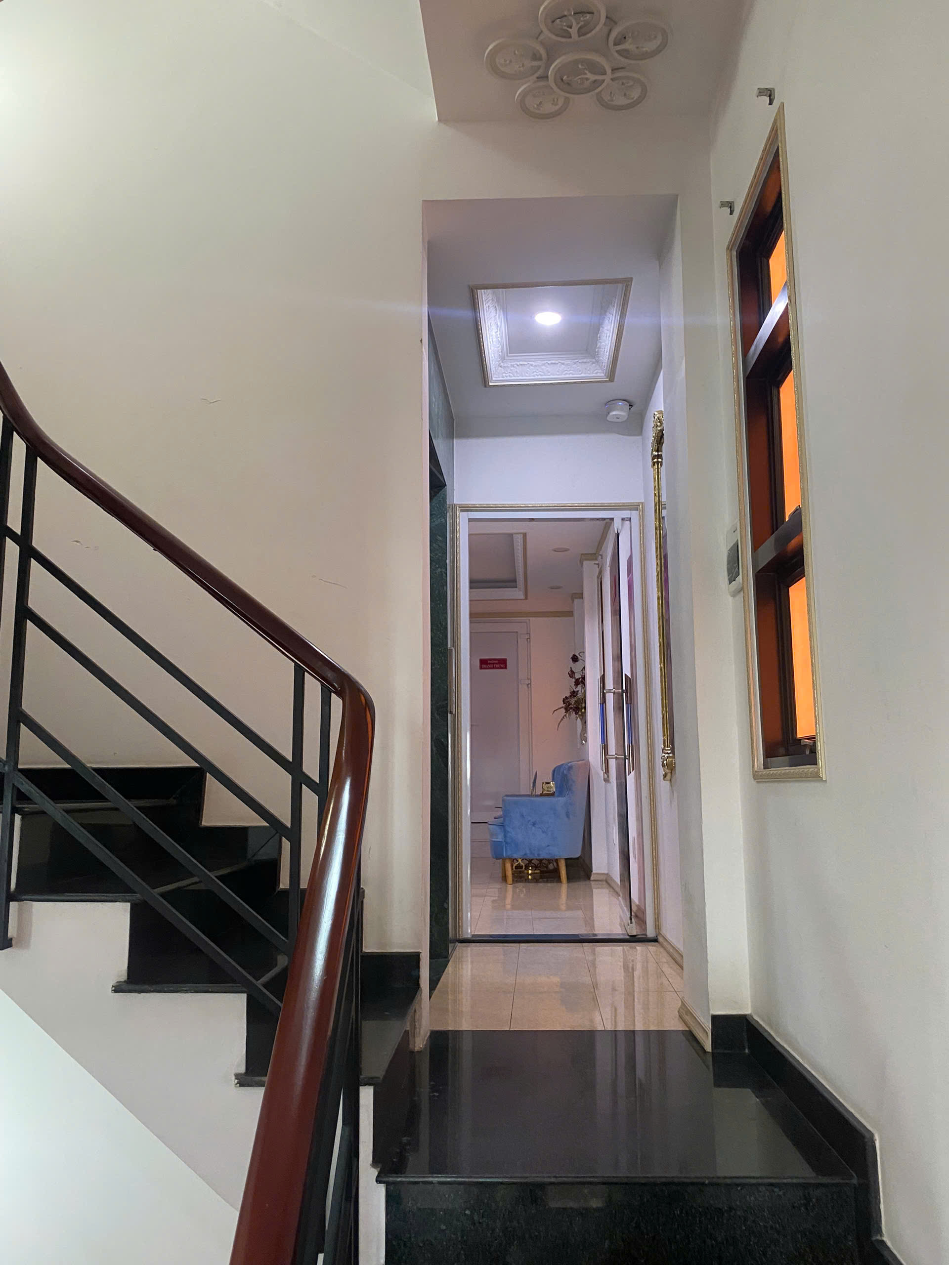 Bán Nhà Mặt Tiền 165 Nguyễn Văn Thủ, phường Đa kao, quận 1