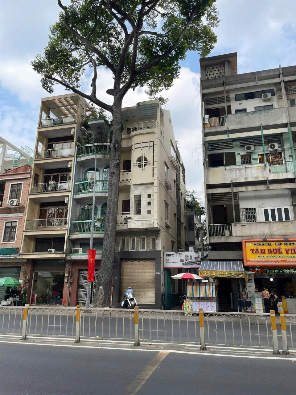 Chính Chủ Bán Nhà Mặt Tiền Nguyễn Tri Phương, P.9, Q.5. Dt: (3.7 X 13.8), Chỉ 25 Tỷ, Tell: O936 995 872