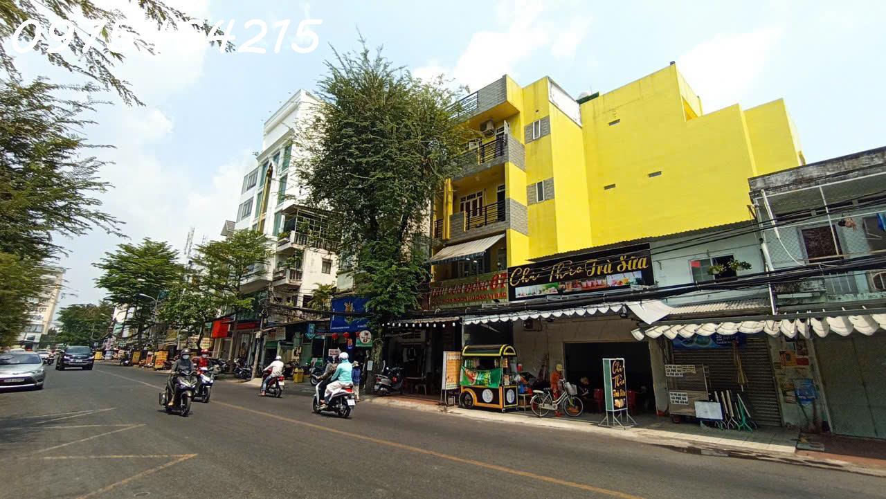 BÁN NHÀ MẶT TIỀN TRƯỜNG SƠN, Q.10 – 5 TẦNG – NỞ HẬU ĐẸP – GIÁ TỐT CHỈ 28 TỶ