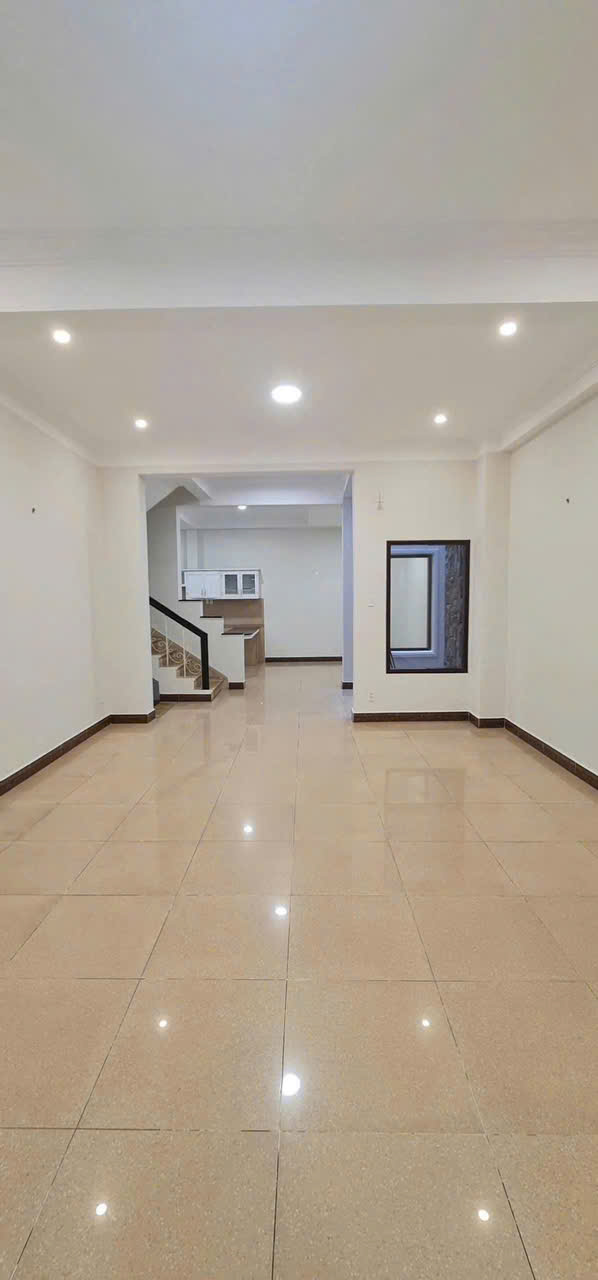 Bán Nhà Mặt Tiền 75F Đặng Dung P Tân Định, quận 1.