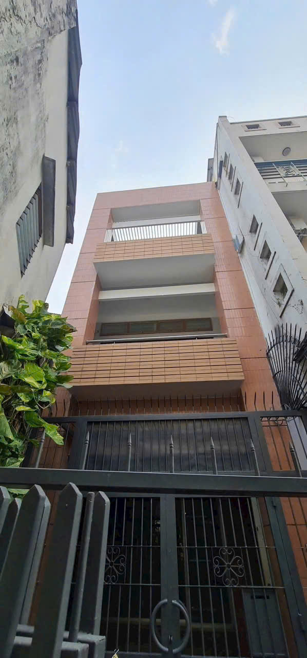 Bán Nhà Mặt Tiền 75F Đặng Dung P Tân Định, quận 1.