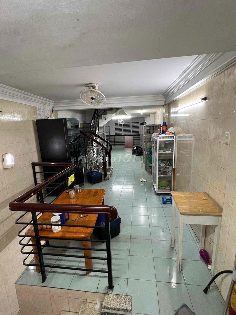 Bán Nhà Mặt Tiền 242B Phan Đình Phùng, phường 1,quận Phú Nhuận