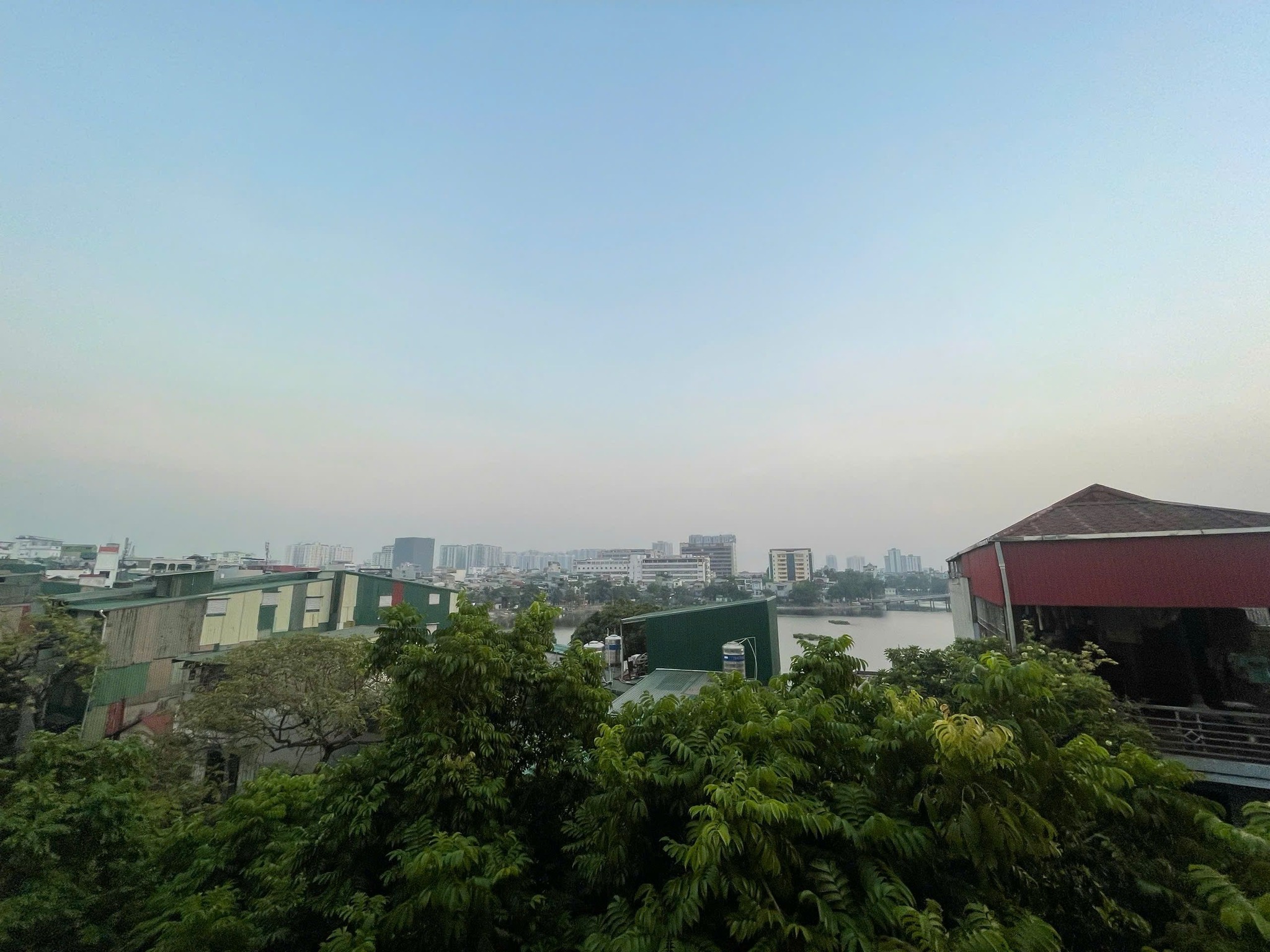 MẶT PHỐ LẠC NGHIỆP – CĂN GÓC 2 MẶT TIỀN – VIEW HỒ – GIÁ DƯỚI 30 TỶ – LỢI THẾ VÀNG CHO KINH DOANH – ĐẦU TƯ GIỮ TIỀN