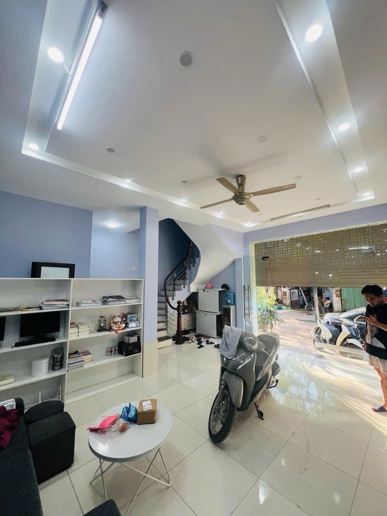 Nhà Phú Đô, lô góc, dân xây 40m2, 5 tầng chỉ 7 tỷ