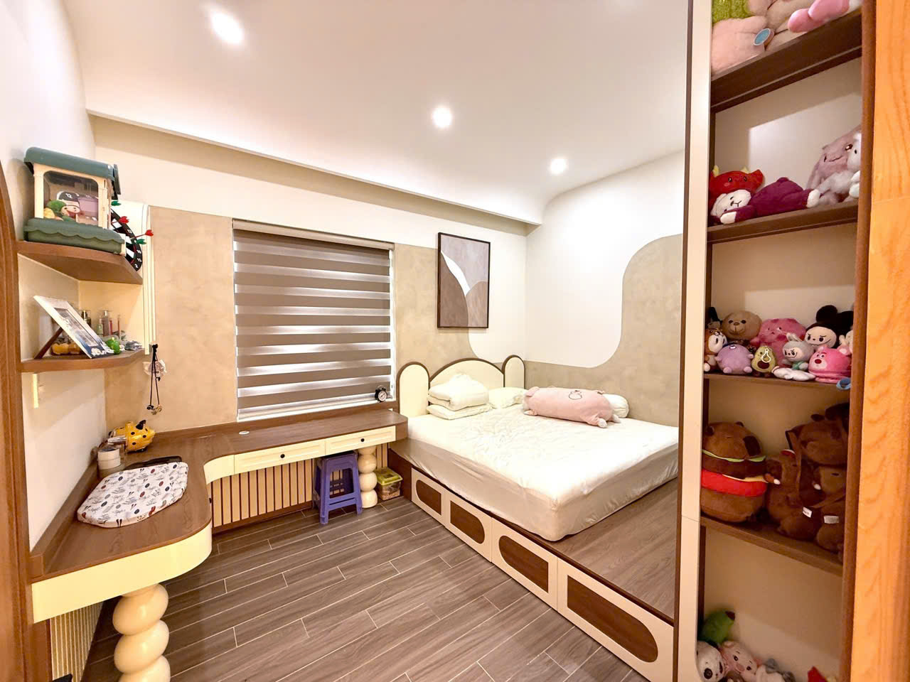 Nhà HXH Tam Phú, 93m2, Sát Phạm Văn Đồng, Giá 8.9 Tỷ, Gần Chợ Tam Hà