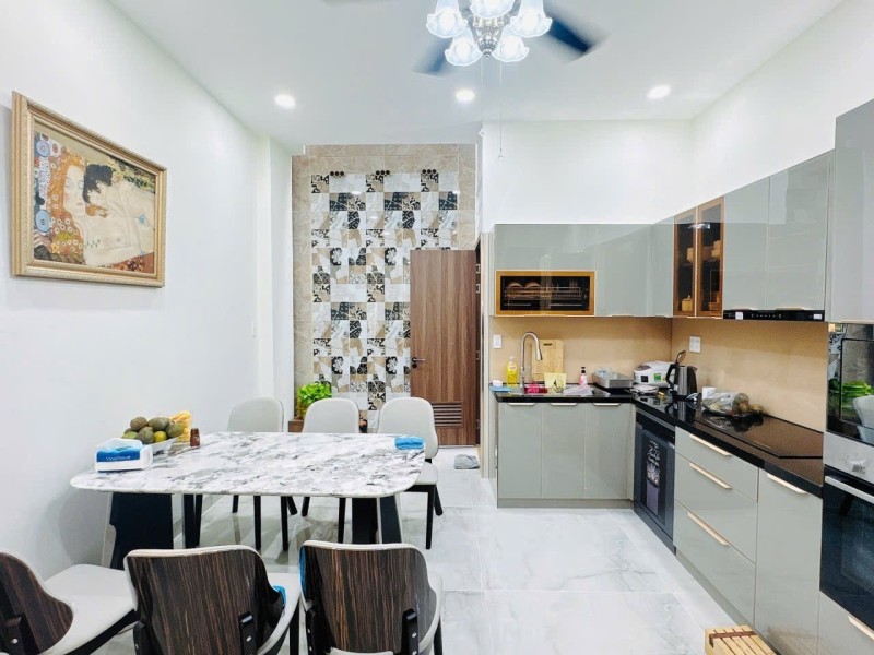 MẶT TIỀN KINH DOANH QUẬN 1 – 63M2 (4X15) 3 TẦNG – NHÀ MỚI, NỘI THẤT CAO CẤP – 18.5 TỶ