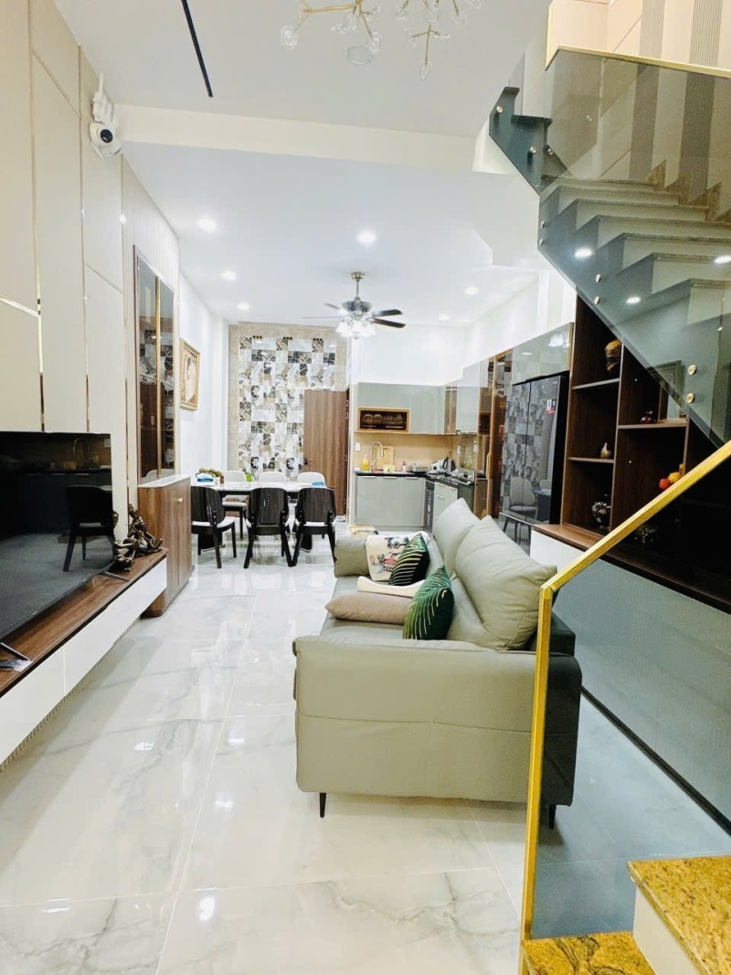 MẶT TIỀN KINH DOANH QUẬN 1 – 63M2 (4X15) 3 TẦNG – NHÀ MỚI, NỘI THẤT CAO CẤP – 18.5 TỶ