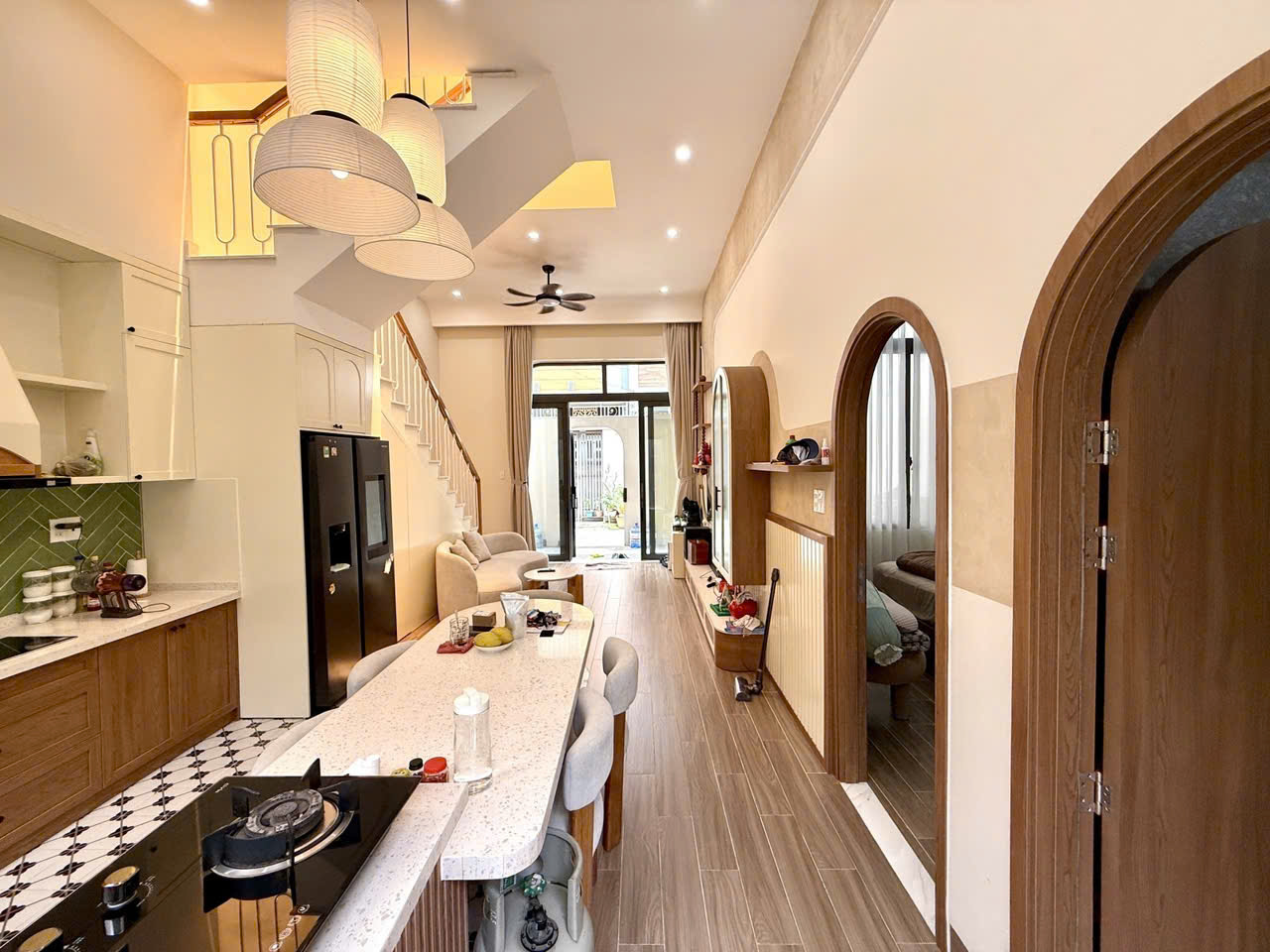 Nhà HXH Tam Phú, 93m2, Sát Phạm Văn Đồng, Giá 8.9 Tỷ, Gần Chợ Tam Hà