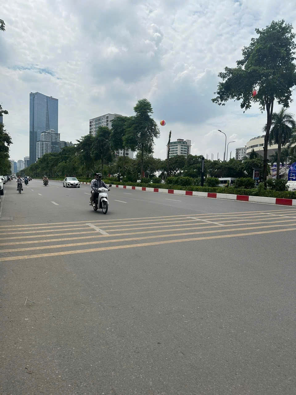 KHÔNG CÓ CĂN THỨ 2 TRÊN PHỐ LIỄU GIAI VĂN CAO – TÒA NHÀ 10 TẦNG – DÒNG TIỀN 250 TRIỆU/THÁNG – GIÁ 86 TỶ 🔔