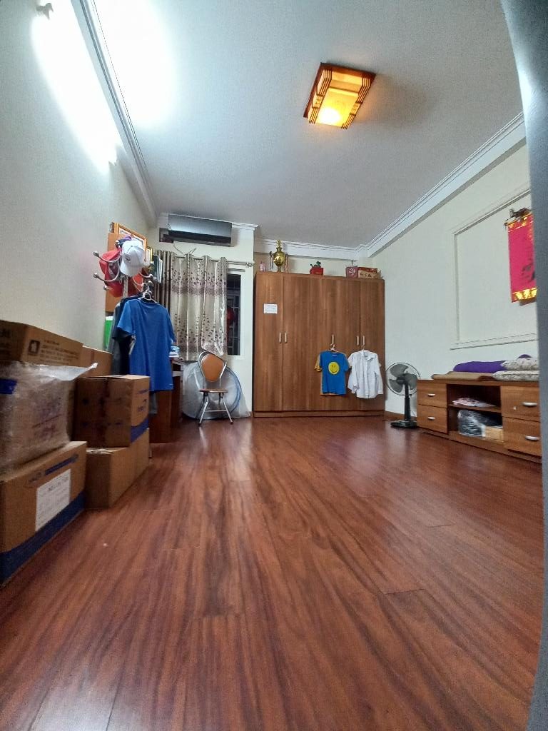 Kim Giang, ngôi nhà phong cách khác biệt, ô tô tránh đỗ, kinh doanh sầm uất, sát Đại Đô Thị