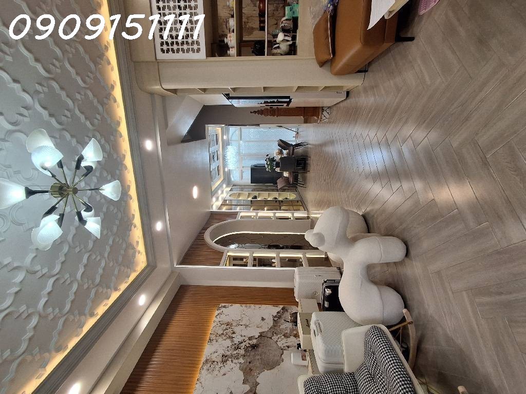4 TẦNG-80M2- TT QUẬN 7- CHỈ HƠN 8 TỶ