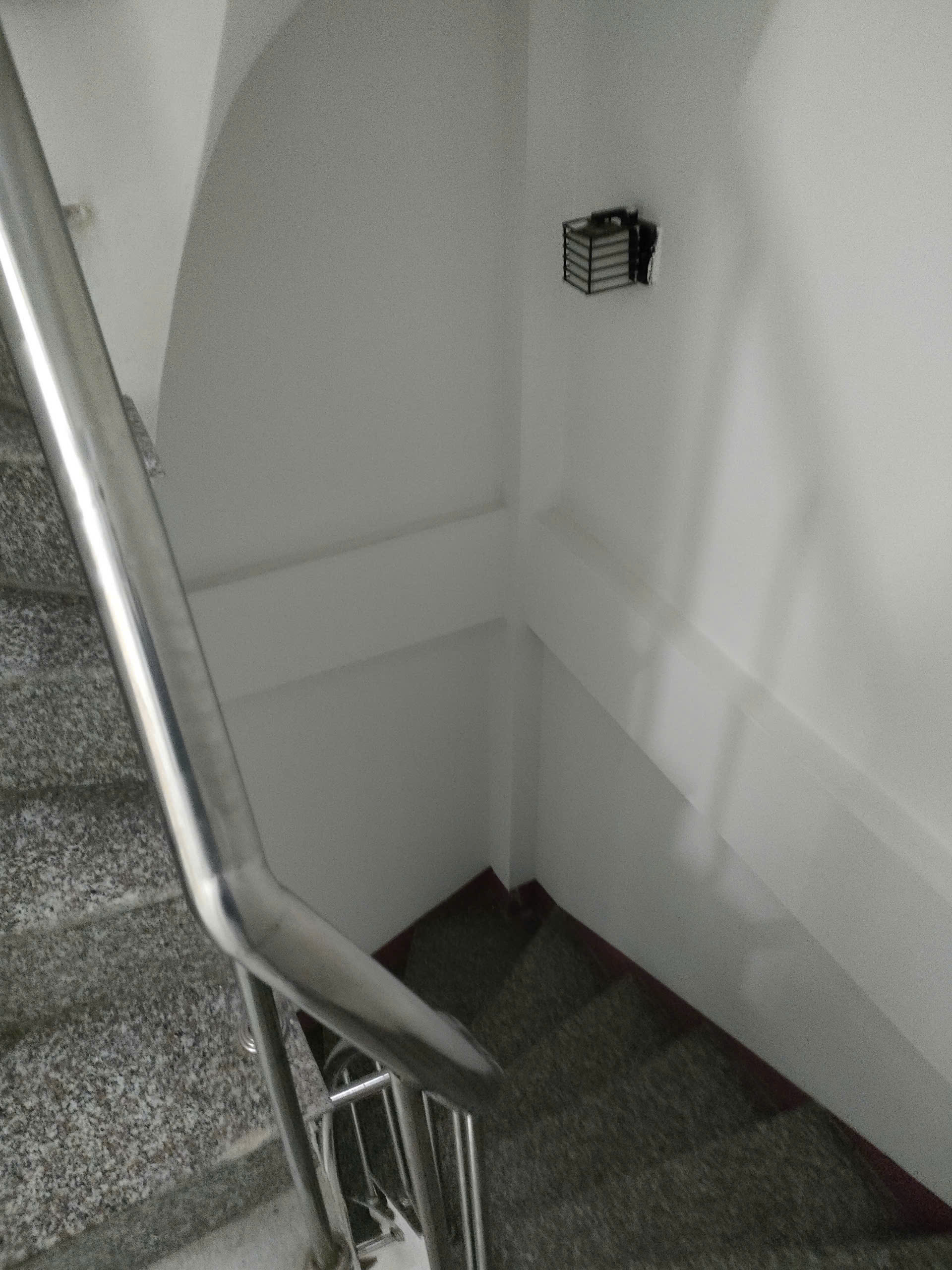 Bán gấp giá rẻ Định Công 33m, 4 tầng, mặt tiền 4.5m, 2.35 tỷ Hoàng Mai.