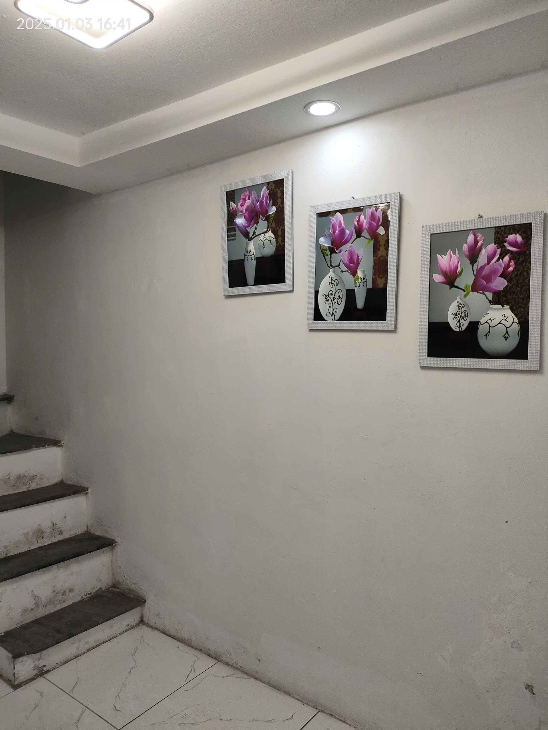Cần tiền bán gấp giá rẻ Đông Tác 11m/14m T2, 3 tầng, mặt tiền 4m, 1.57 tỷ Đống Đa.