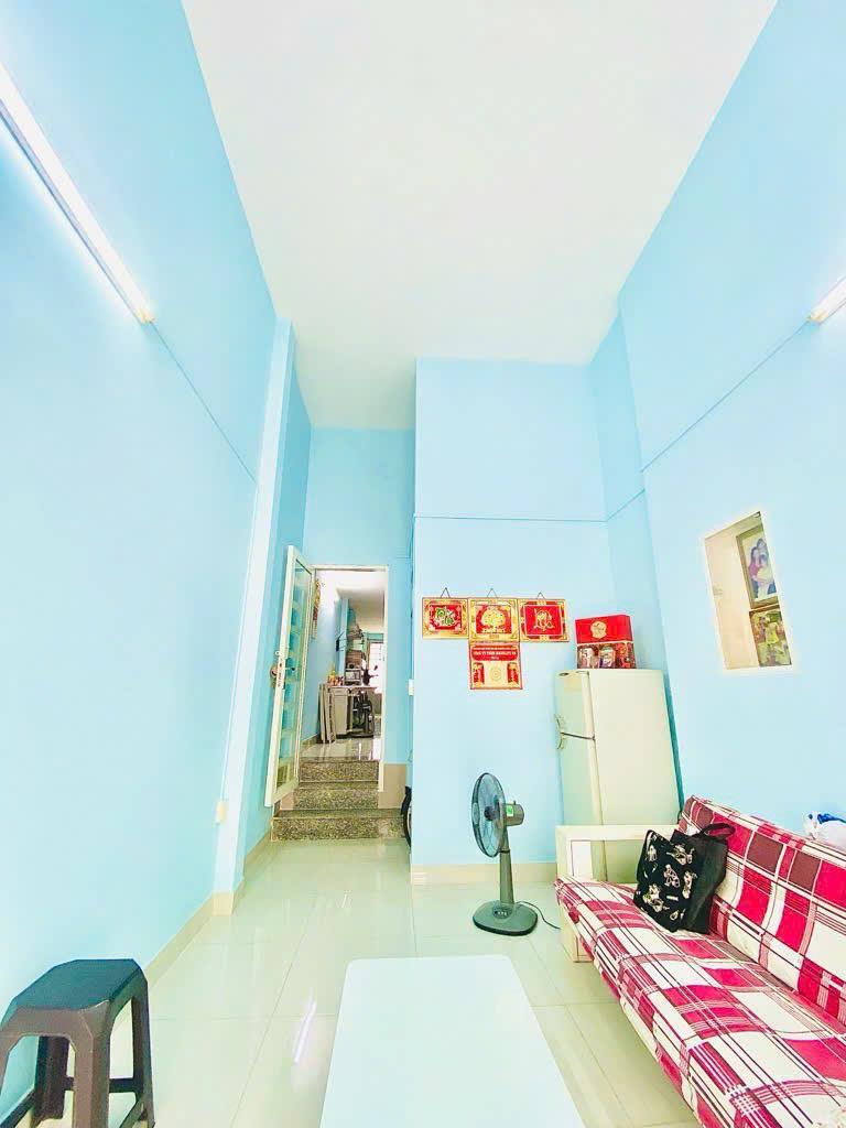 Nhà đẹp, sổ riêng, diện tích đắc lộc cách chợ Thủ Đức chỉ vài bước chân.