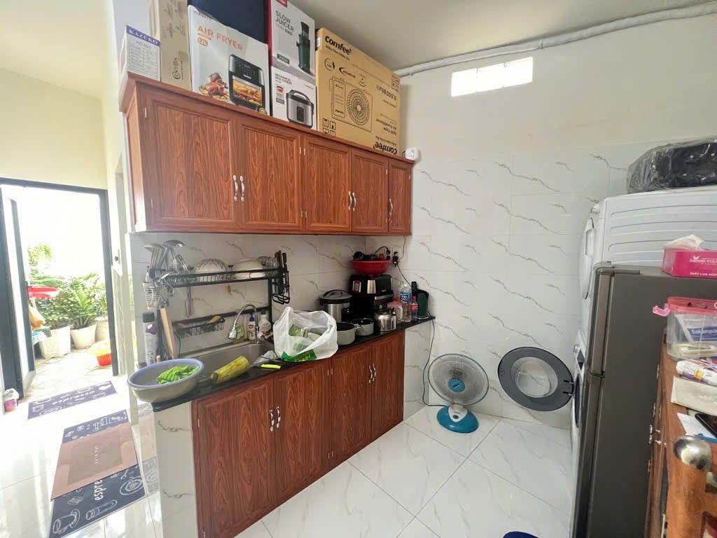 Căn nhà “chờ được hồi sinh” giữa long Thủ Đức” giá chỉ 4,3 tỷ ngay TT Thủ Đức.!