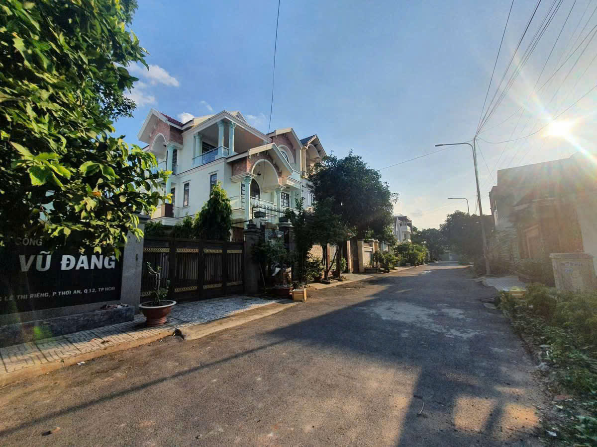 LÔ GÓC 1 XẸC LÊ THỊ RIÊNG – GẦN KHO BẠC – DT KHỦNG 10.5x17M – GIÁ CHỈ 9.2 TỶ