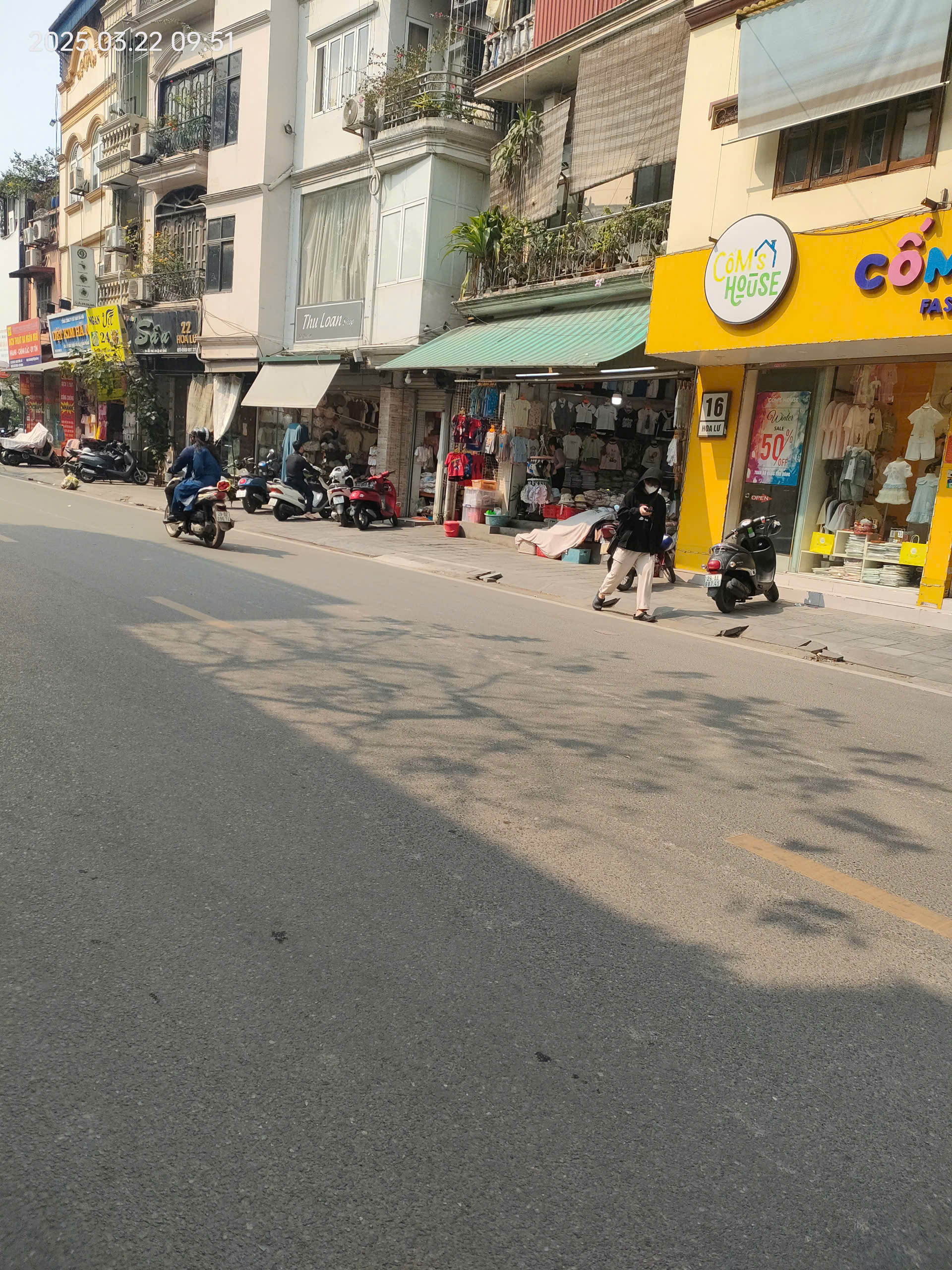 3 ngày 4 khách đàm phán mặt phố Phúc Tân 40m/43m, 3 tầng, mặt tiền 3.4m, 12 tỷ Hoàn Kiếm.