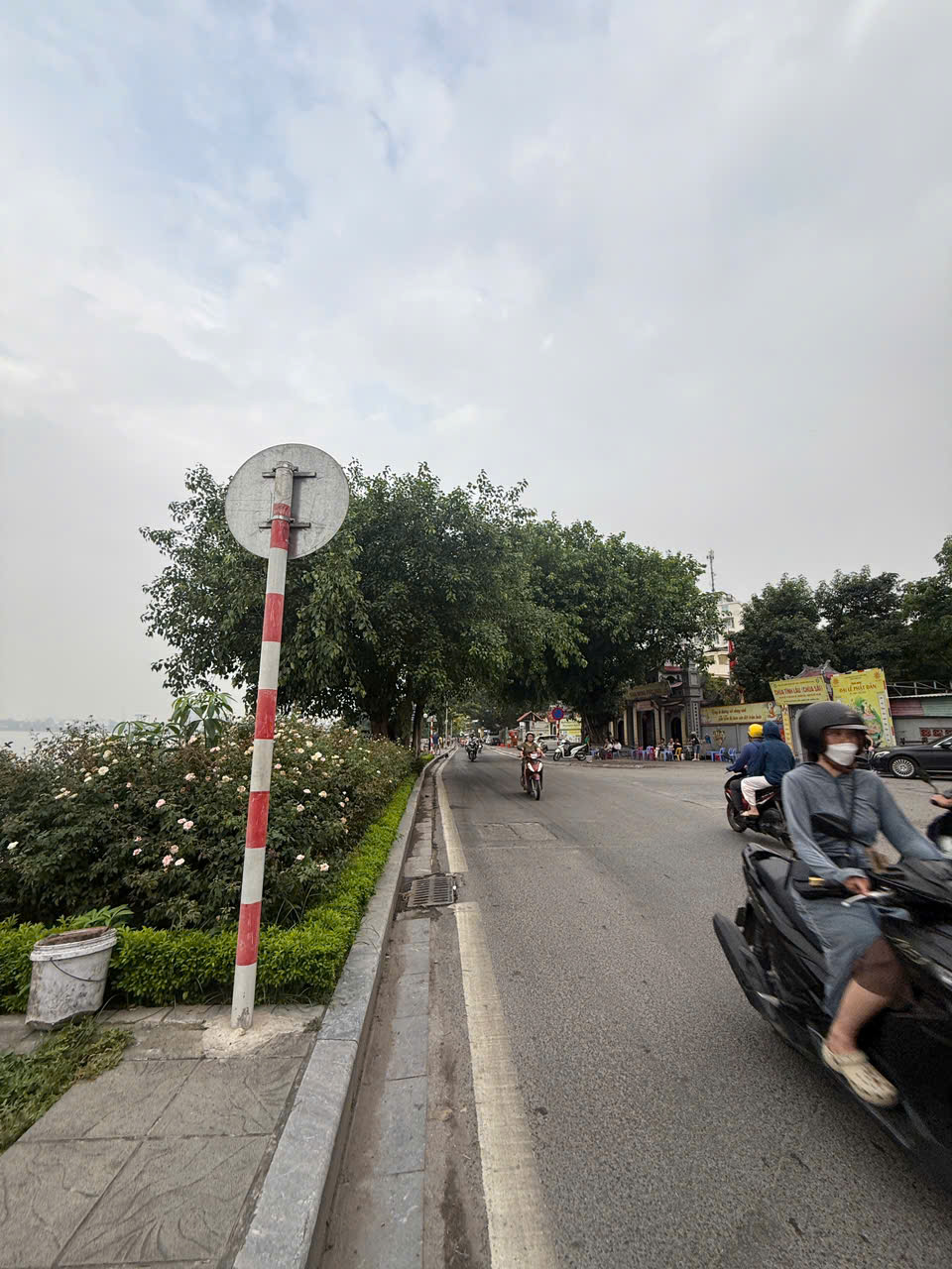 SIÊU PHẨM HỒ TÂY NHỈNH 25 TỶ CĂN HỘ GIÒNG TIỀN