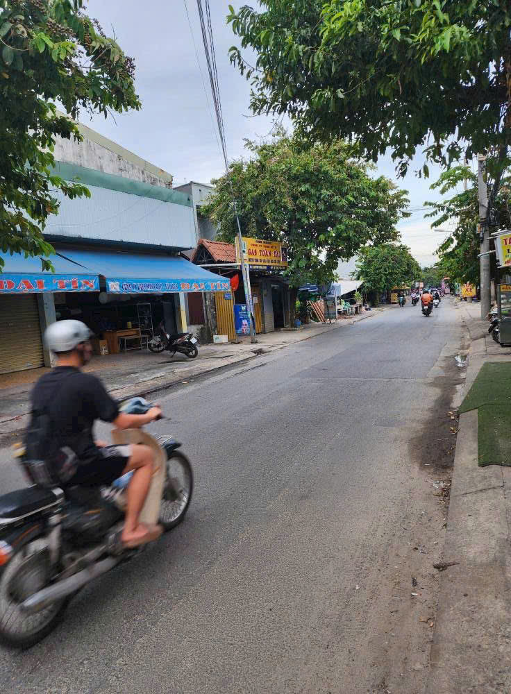 BÁN GẤP ĐẤT MT ĐÔNG THẠNH 8-1 – 1.919M2 (ĐÃ CÓ 1.000M2 THỔ CƯ) – CHỈ 20TR/M2