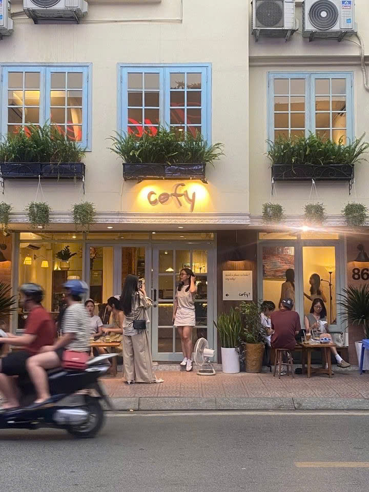 SANG NHƯỢNG QUÁN CÀ PHÊ “CHỈ VIỆC VÀO LÀM” KHU VỰC TRÚC BẠCH CHÍNH CHỦ