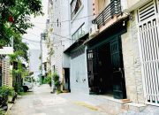 6 Tỷ nhỉnh: Nhà Quận 10 – ngay Bệnh Viện 115 – Xe hơi trong nhà 4 Tầng Ngang hơn 4m. VŨ 0933910039