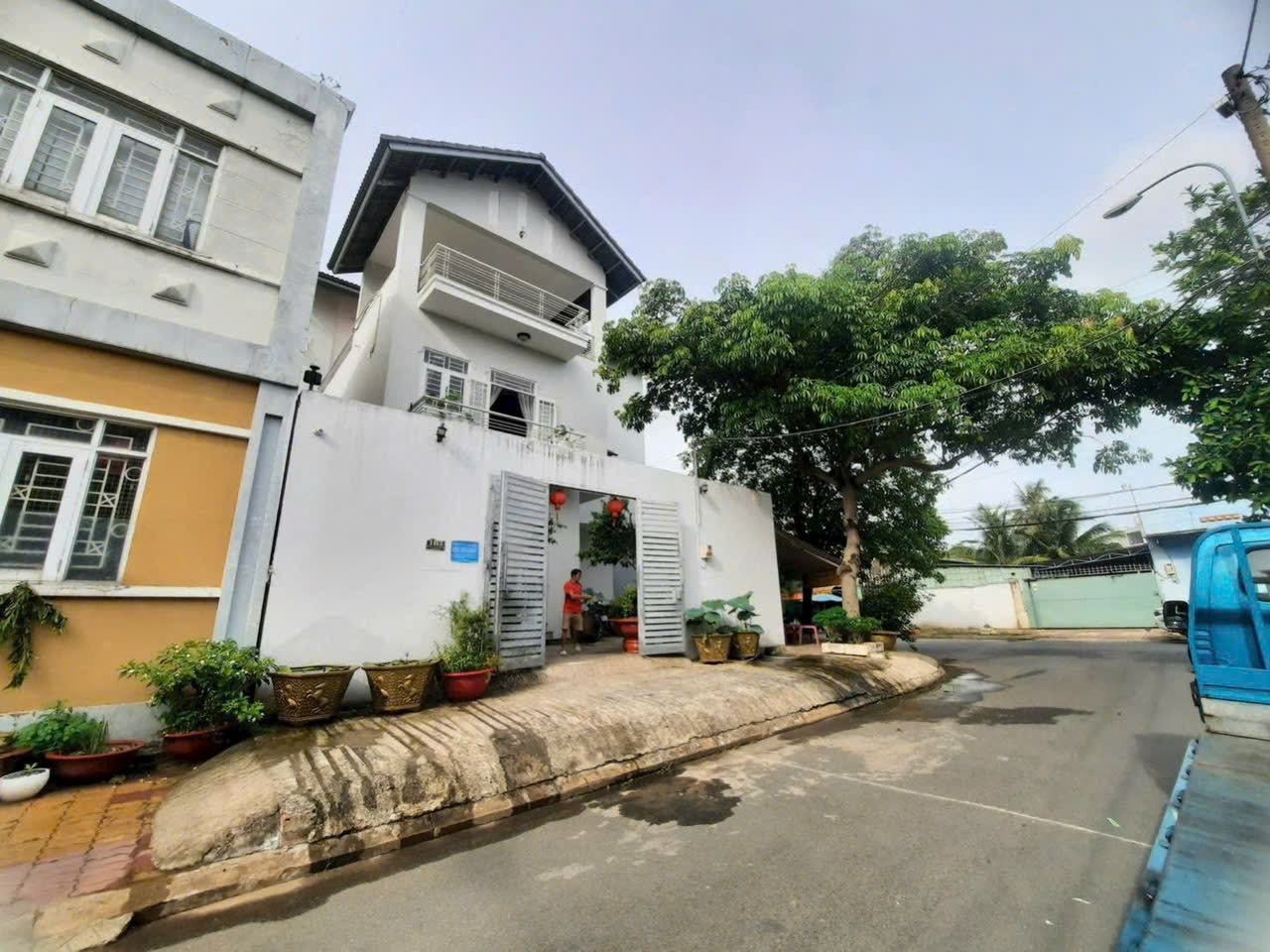 BIỆT THỰ 2 MẶT TIỀN NGÃ TƯ GA – GIÁP GÒ VẤP – DT SÀN 427m² – GIÁ CHỈ 24,5 TỶ TL
