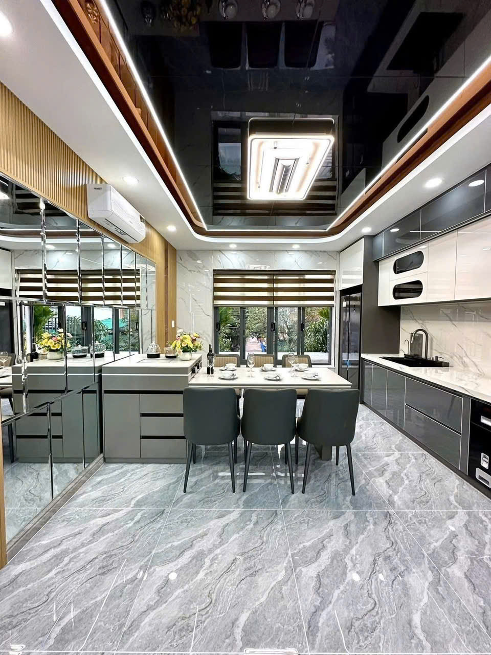 BÁN NHÀ PHỐ CAO CẤP – ĐƯỜNG 10M DƯƠNG THỊ MƯỜI, Q.12 – FULL NỘI THẤT – GIÁ 8,2 TỶ TL