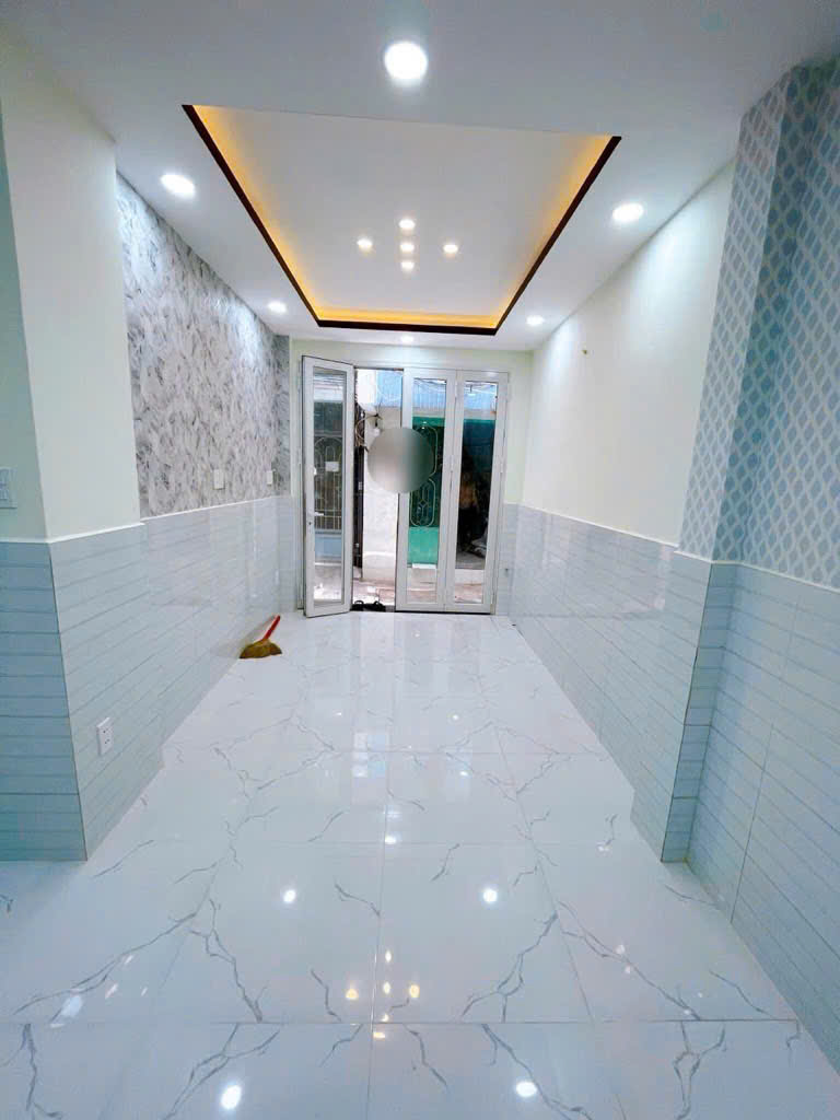 SÁT MẶT TIỀN XE HƠI 10M TRUNG TÂM Q4 DIỆN TÍCH 38 M2 HƠN 3 TỶ NHÀ MỚI
