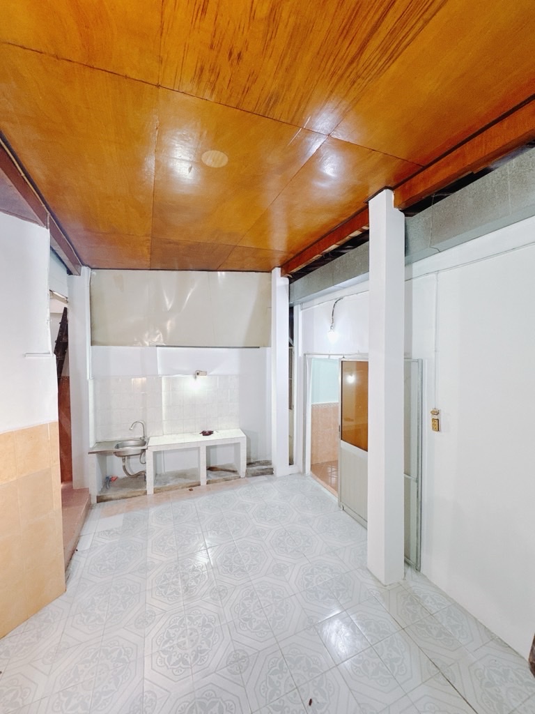 ✅ NHÀ CÓ BỀ NGANG KHỦNG- NẰM NGAY TRUNG TÂM Q4 ĐƯỜNG XÓM CHIẾU- GIAO THƯƠNG VỚI TÔN THẤT THUYẾT, NGUYỄN TẤT THÀNH🫰 ✅