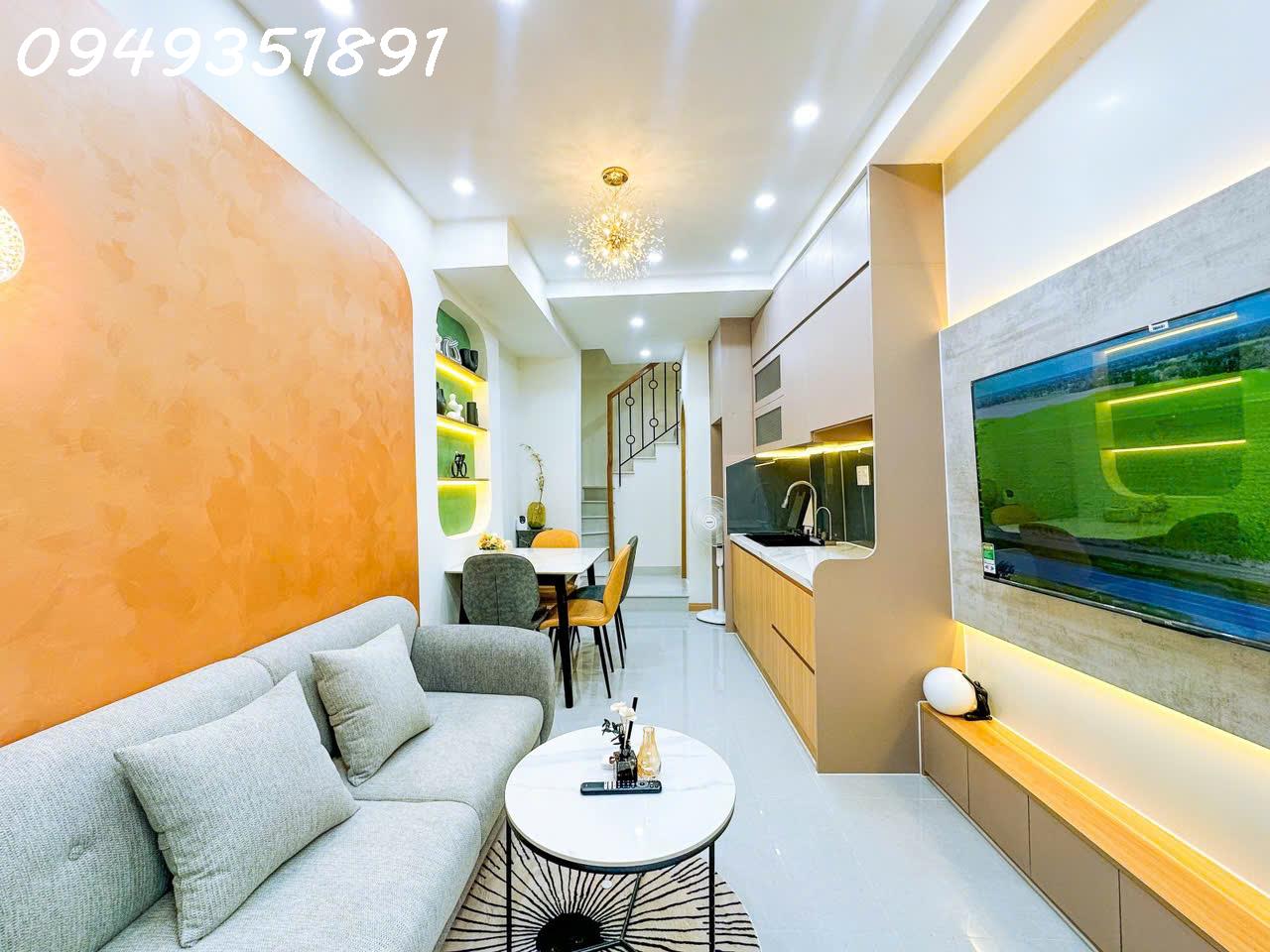 🎯 TÌM NHÀ CHO CON – GẦN QUẬN 1 – GIÁ TỐT CHỈ 4.25 TỶ