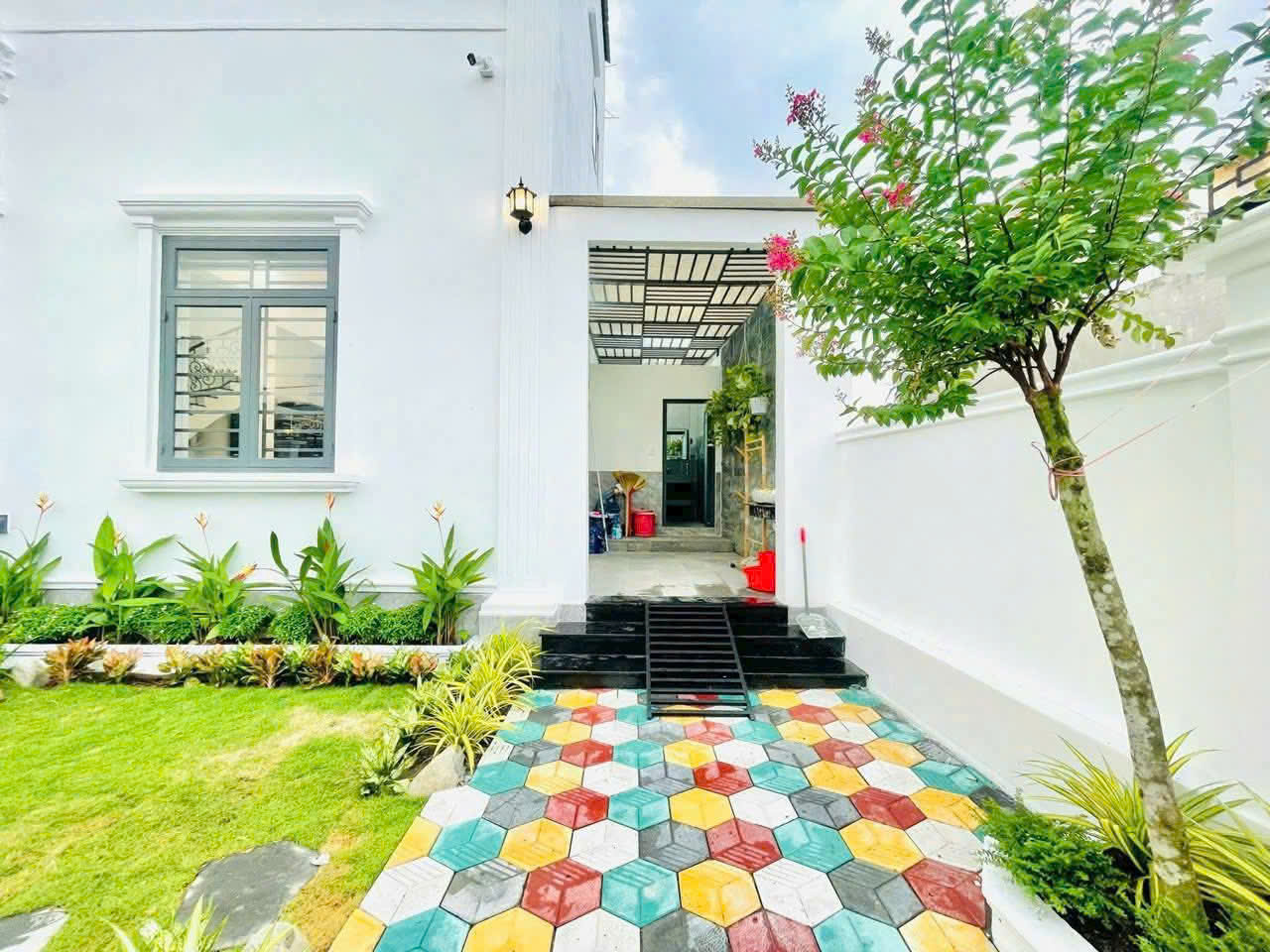 Biệt thự (12×37) góc 2 mặt tiền, đường nhựa 12m thông, Tân Hiệp 39-40, HM