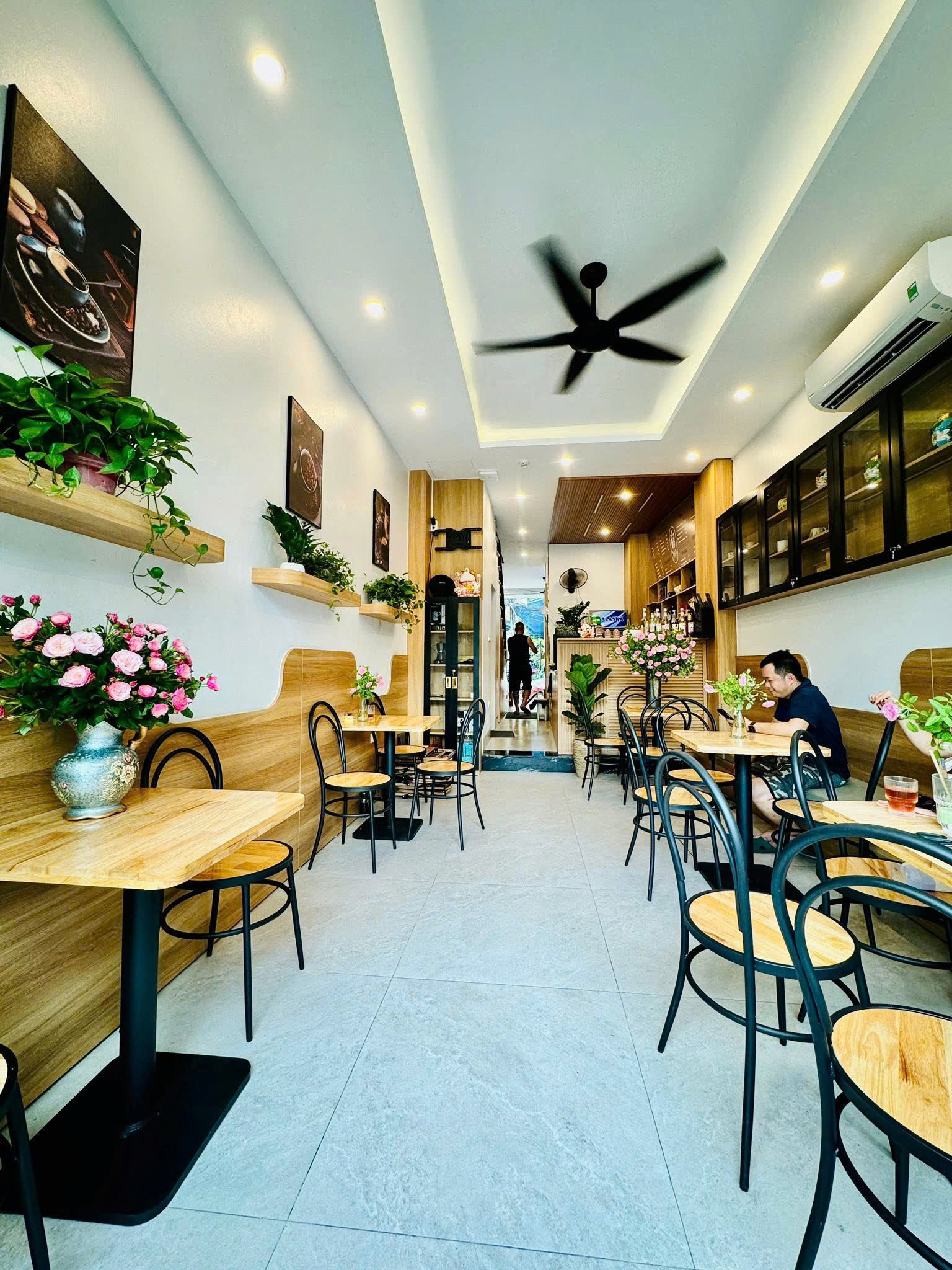 SANG NHƯỢNG QUÁN CÀ PHÊ 2 MẶT TIỀN ĐẸP NHẤT PHỐ HUỲNH THÚC KHÁNG KÉO DÀI