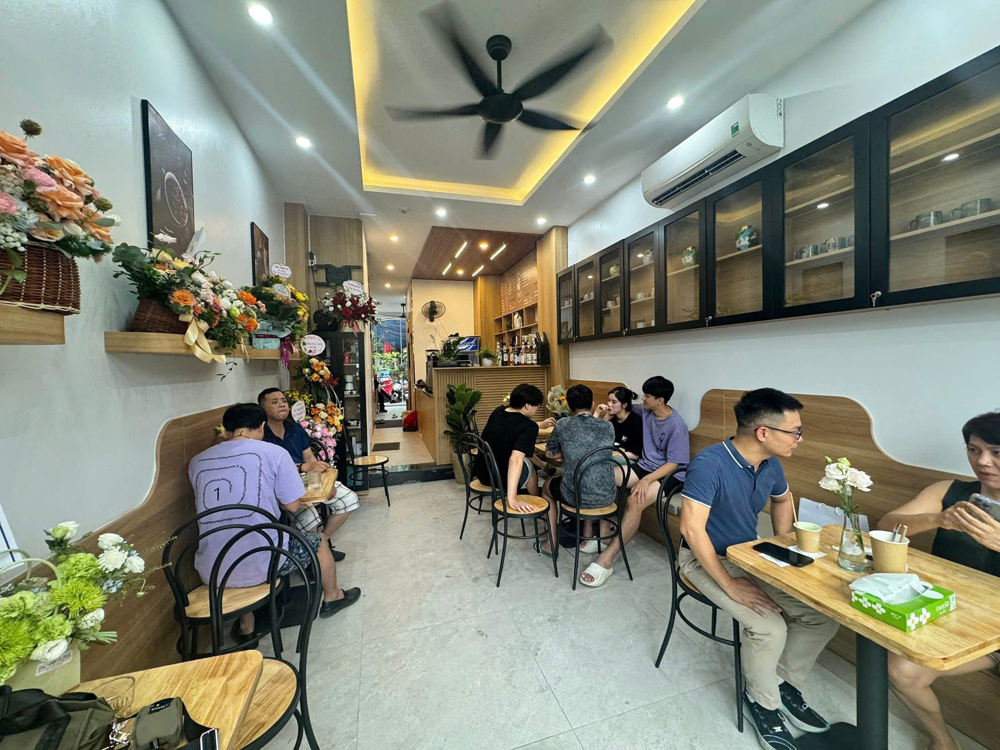 SANG NHƯỢNG QUÁN CÀ PHÊ 2 MẶT TIỀN ĐẸP NHẤT PHỐ HUỲNH THÚC KHÁNG KÉO DÀI
