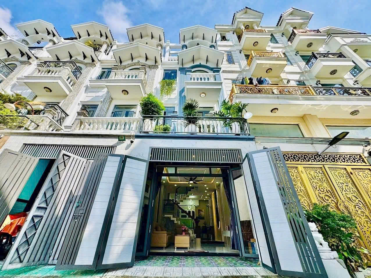NHÀ PHỐ TÂN CỔ ĐIỂN ĐÚC 4 TẤM – 4,2×12,5 – KPL ĐỒNG BỘ – NHÀ CAO TẦNG DÂN TRÍ CAO
