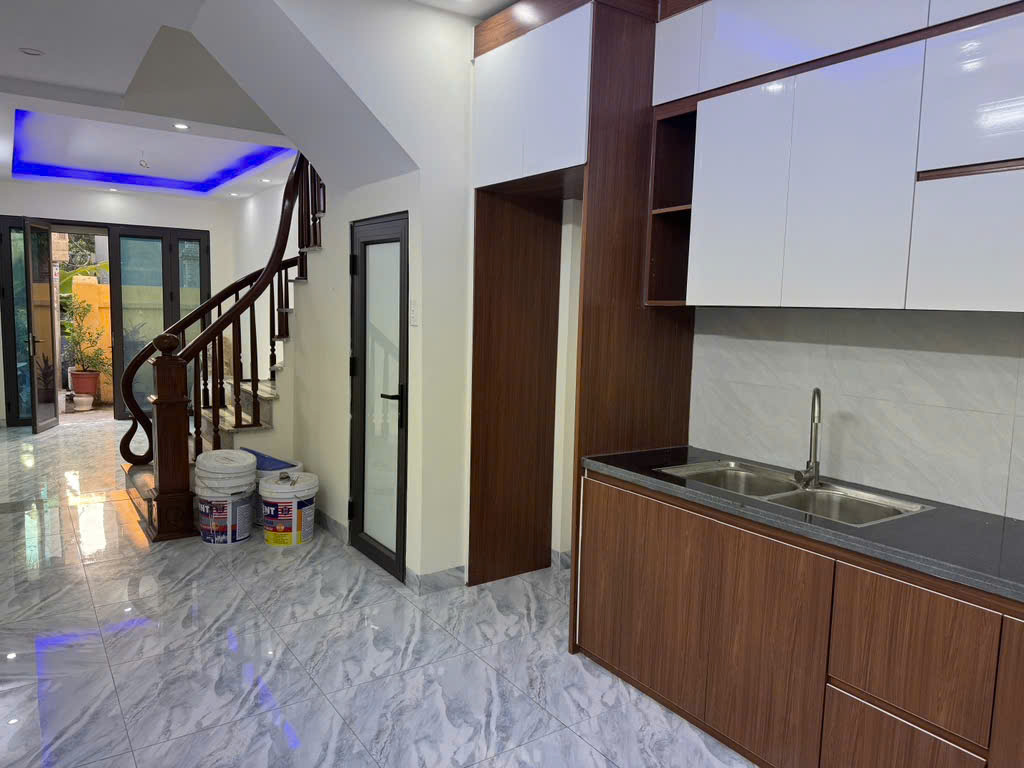 BÁN NHÀ ĐƯỜNG THÀNH CÔNG – ĐỒNG MAI – HÀ ĐÔNG – 4 TẦNG – Ô TÔ VÀO NHÀ – CHỈ NHỈNH 3TY