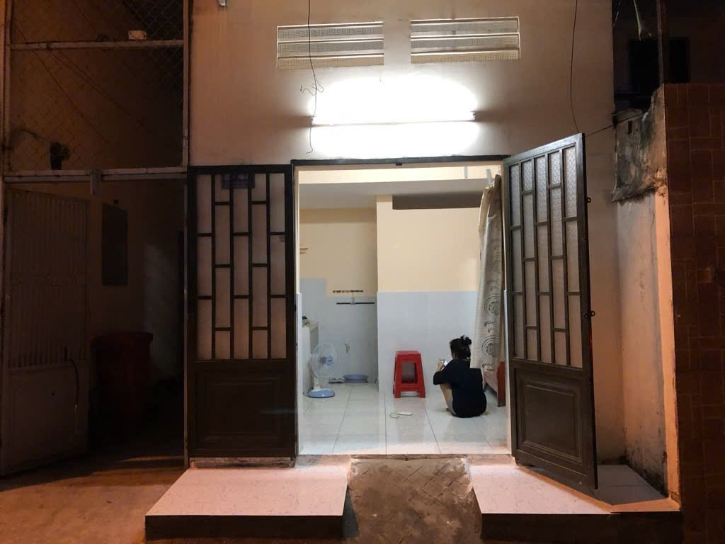 CHỦ GỬI GẤP – NHÀ LÔ GÓC 2 MẶT TIỀN, NGANG KHỦNG 8M – THU NHẬP ỔN ĐỊNH 30TR/THÁNG Ở ĐƯỜNG PHAN VĂN HỚN
