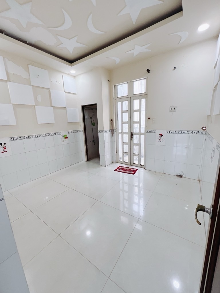 KHU TRUNG TÂM QUẬN 4- NHÀ ĐẸP 4 TẦNG- ĐƯỜNG HOÀNG DIỆU- THÔNG RA TÔN ĐẢN- VĨNH HỘI – KHÁNH HỘI.,