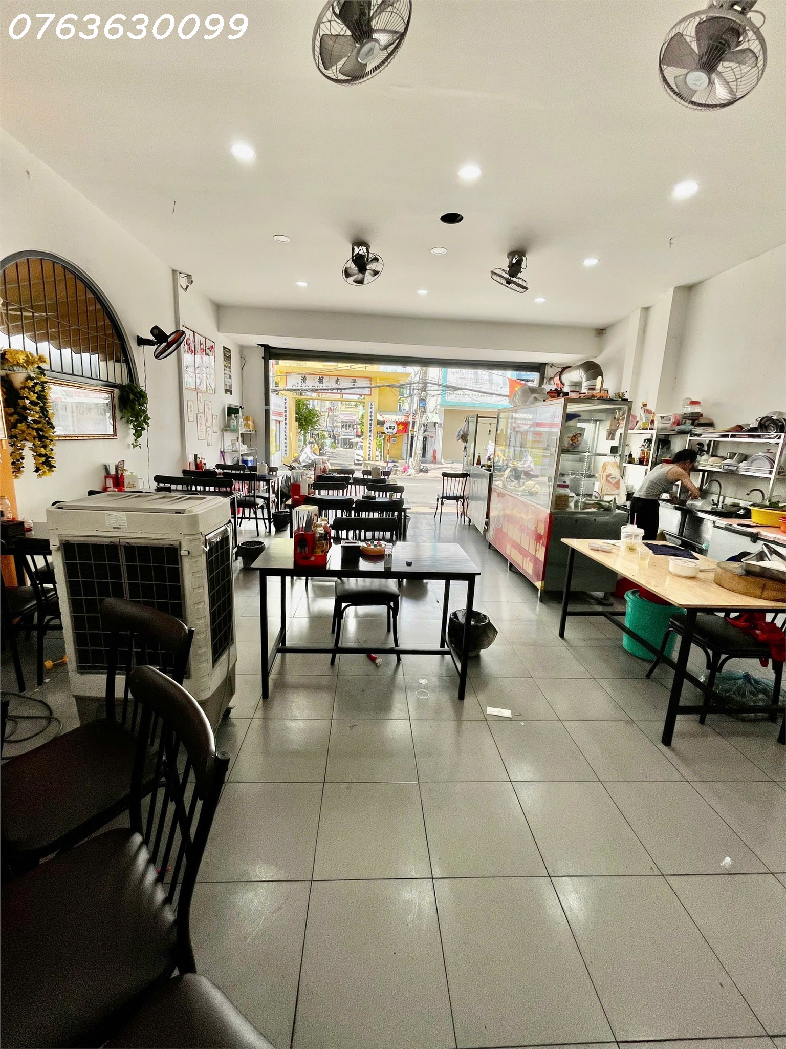 CẦN SANG NHƯỢNG MẶT BẰNG TẠI BÌNH THẠNH, TP. HỒ CHÍ MINH