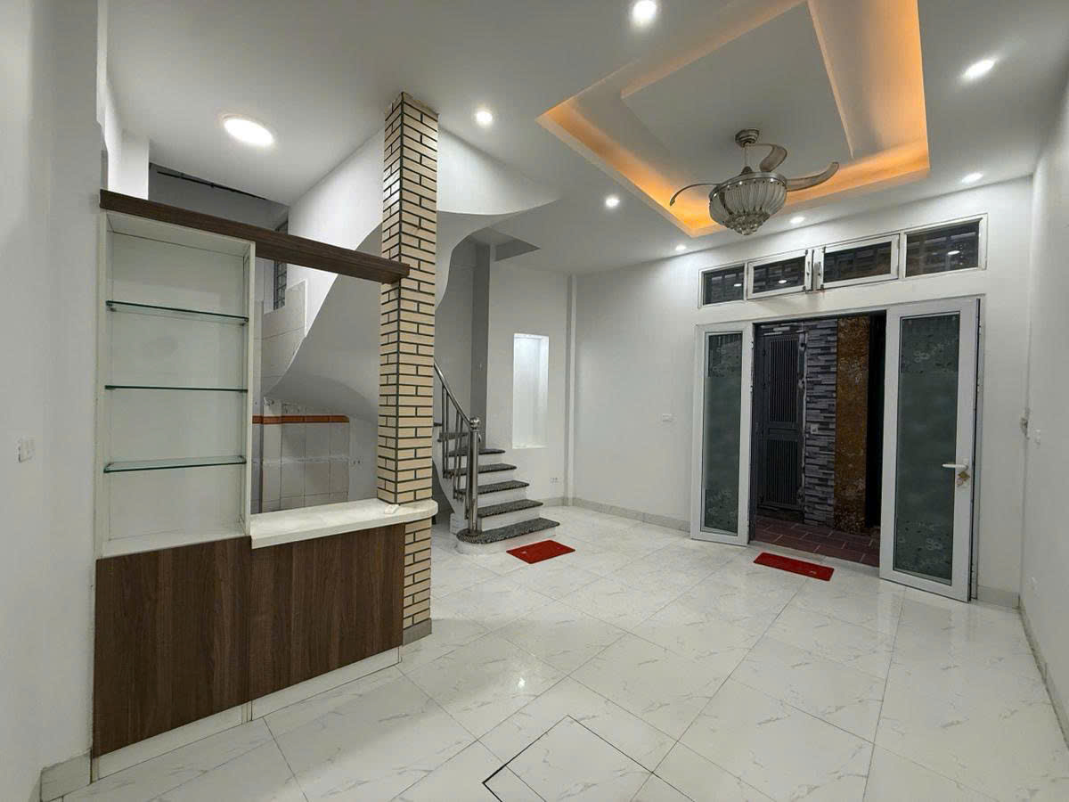 Bán nhà Vương Thừa Vũ – Khu phân lô quân đội 6 tầng giá 7,65 tỷ