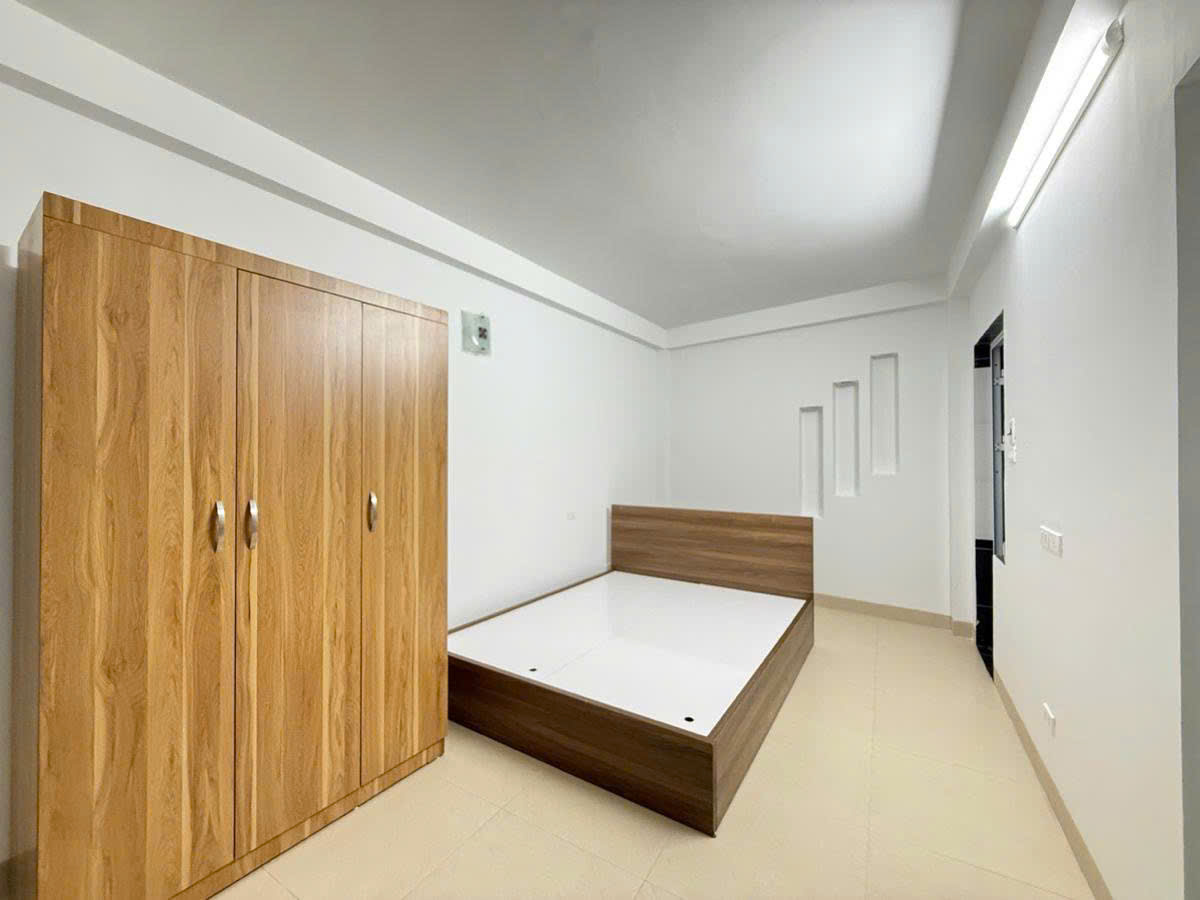 Bán nhà Vương Thừa Vũ – Khu phân lô quân đội 6 tầng giá 7,65 tỷ