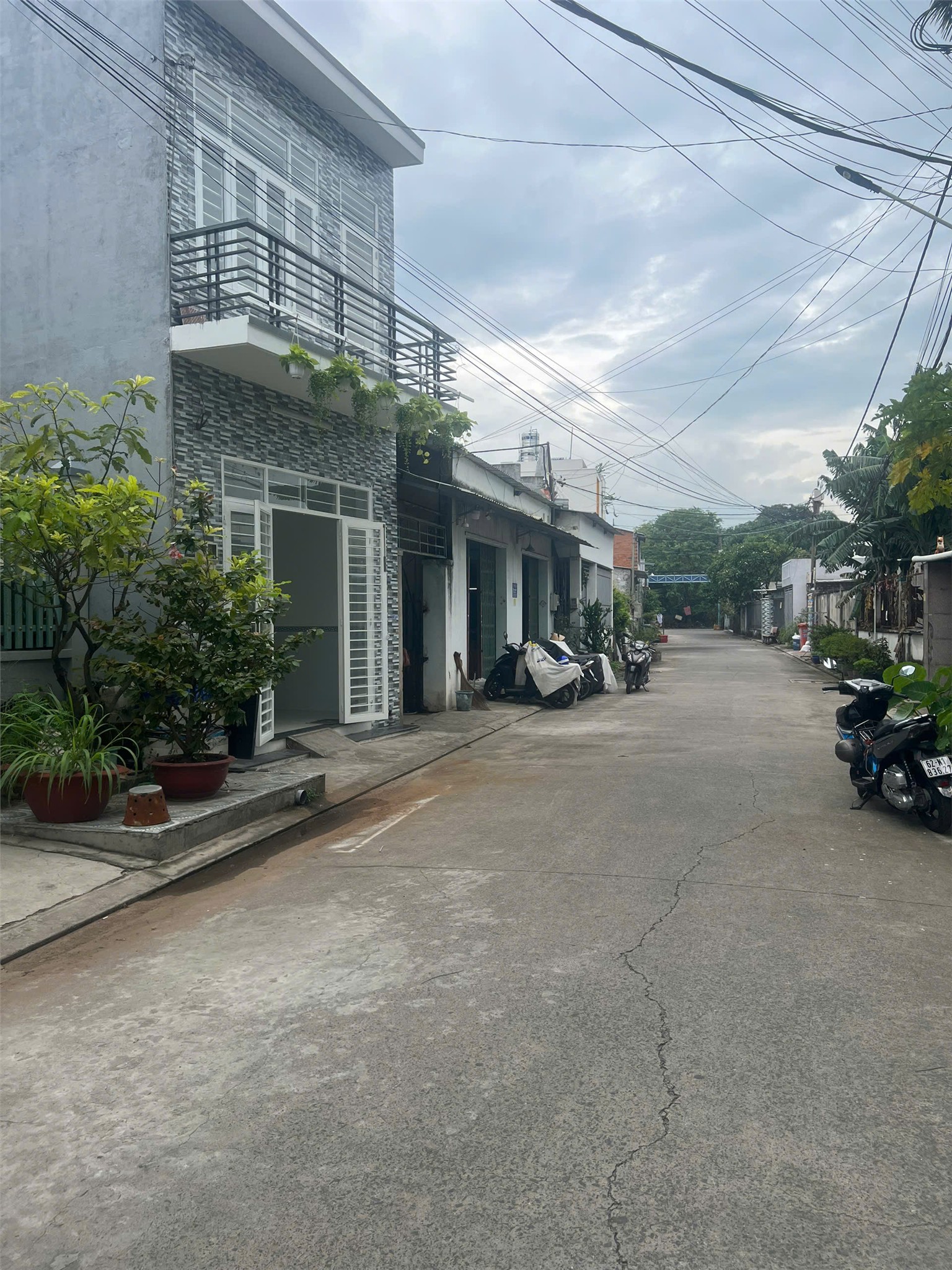 HOT !!! NHÀ ĐẸP – Giá Tốt – Cần Bán Nhanh Căn Nhà Tại HÓC MÔN, TP HCM